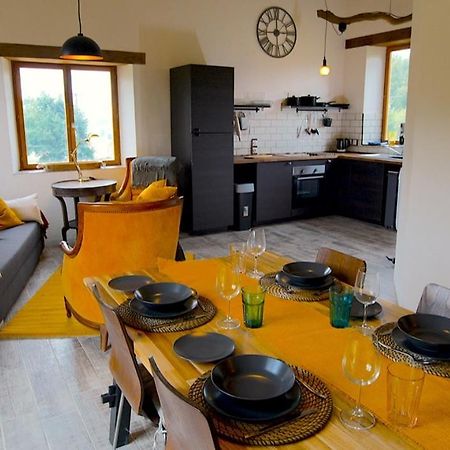 Walnut Lodge Espas 2 Bedroom, Barn Conversion Kültér fotó